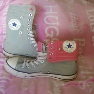 Women's Converse size 9 high top sneakers.